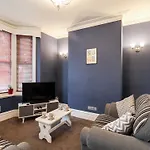 펜션 89 Caledonia Street 스카버러
