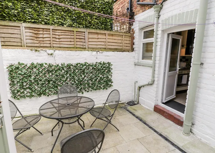 89 Caledonia Street Scarborough