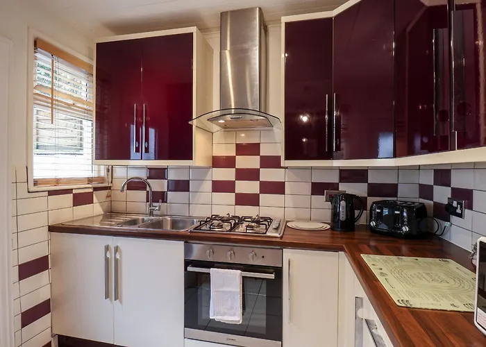 89 Caledonia Street Scarborough